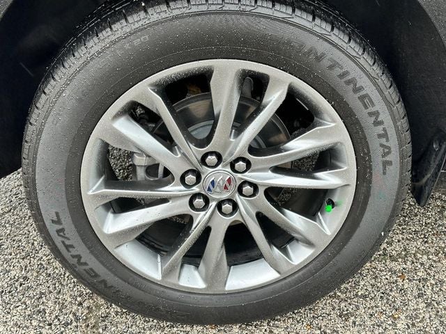 2024 Buick Enclave Avenir *SUNROOF LEATHER LOADED ONE OWNER*