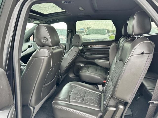 2024 Buick Enclave Avenir *SUNROOF LEATHER LOADED ONE OWNER*