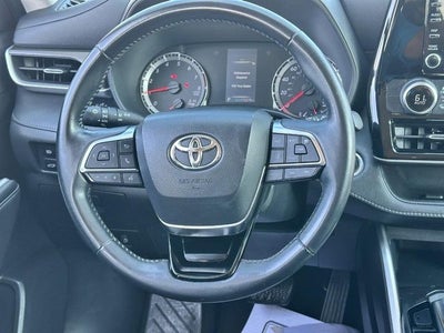 2021 Toyota Highlander LE IN SHOP AVAILABLE SOON