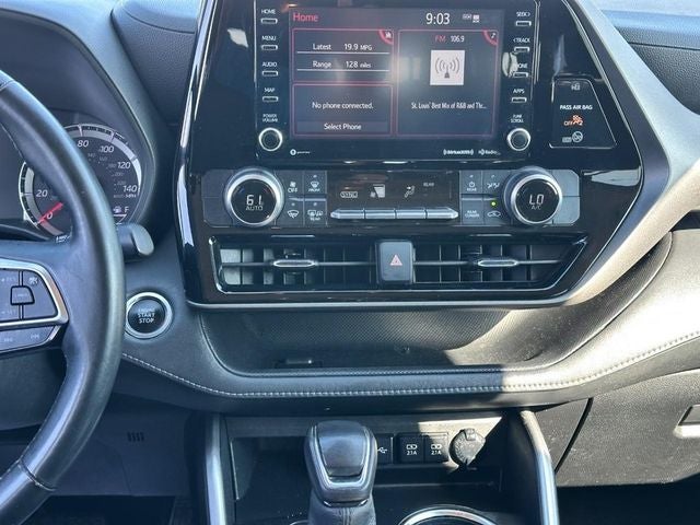 2021 Toyota Highlander LE IN SHOP AVAILABLE SOON