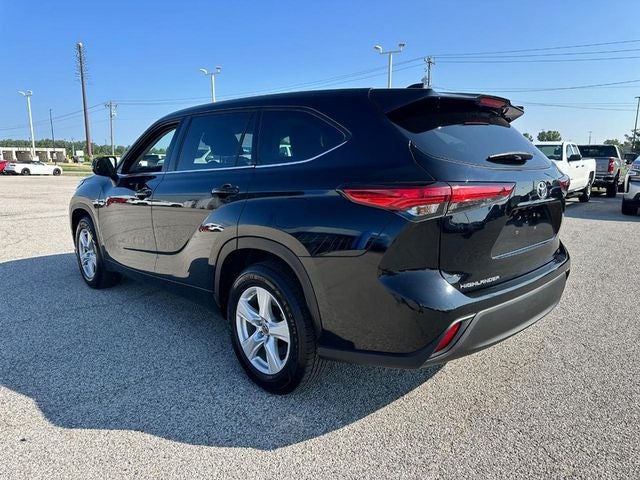 2021 Toyota Highlander LE IN SHOP AVAILABLE SOON