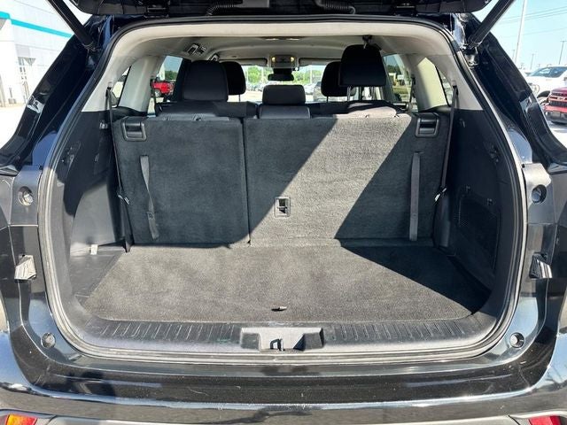 2021 Toyota Highlander LE IN SHOP AVAILABLE SOON