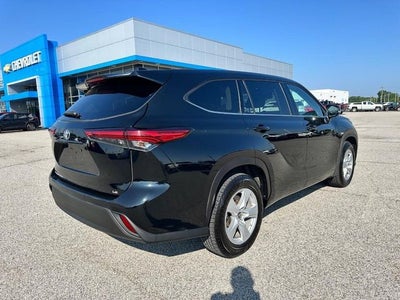 2021 Toyota Highlander LE IN SHOP AVAILABLE SOON