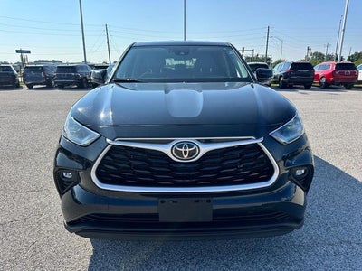 2021 Toyota Highlander LE IN SHOP AVAILABLE SOON