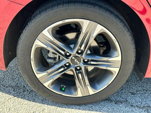 2022 Kia K5 EX