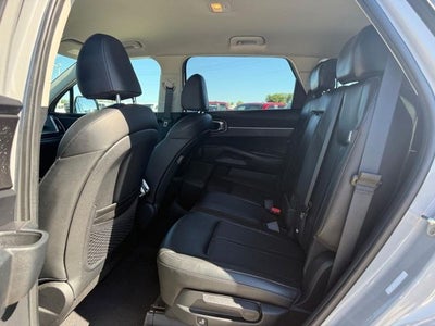 2026 Kia Sorento S *ONE OWNER*