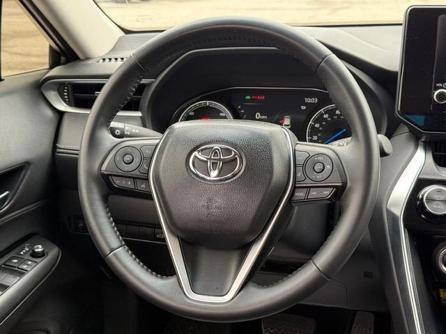 2023 Toyota Venza LE