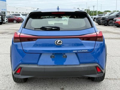 2024 Lexus UX 250h Base *SUNROOF& HEADS UP DISPLAY*