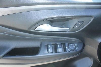 2025 Buick Envista Sport Touring *ONE OWNER*