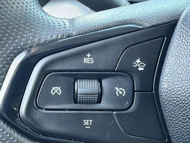 2025 Chevrolet Trax LS *SIDE BLIND ALERT ONE OWNER*
