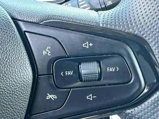 2025 Chevrolet Trax LS *SIDE BLIND ALERT ONE OWNER*