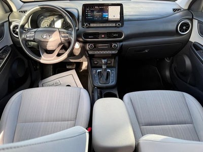 2023 Hyundai Kona SEL *ONE OWNER*