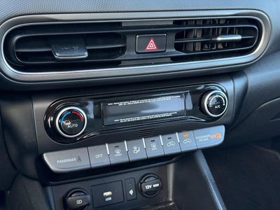 2023 Hyundai Kona SEL *ONE OWNER*