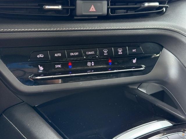 2021 Buick Envision Essence *ONE OWNER*