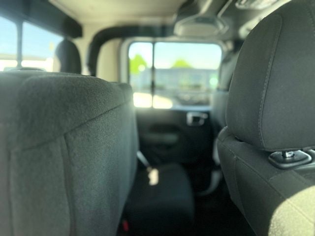 2022 Jeep Gladiator Willys