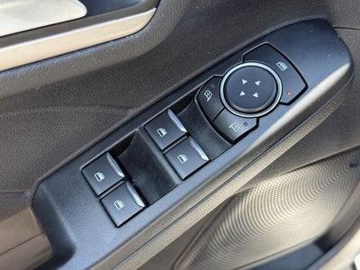 2022 Ford Escape Hybrid SEL