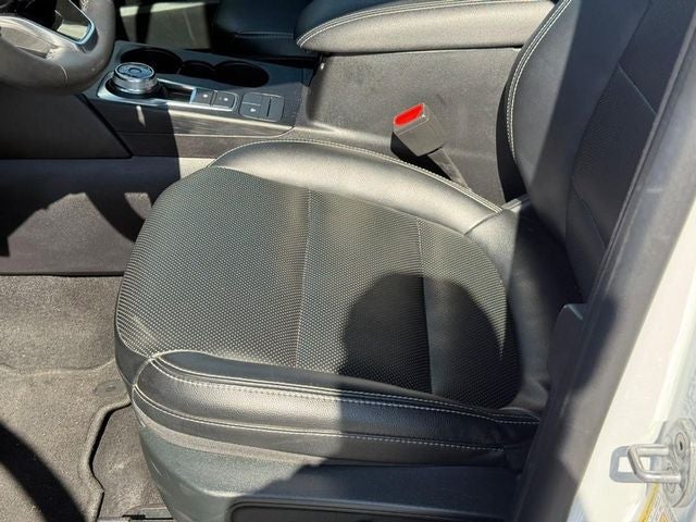 2022 Ford Escape Hybrid SEL