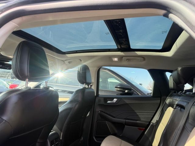 2021 Ford Escape Titanium Hybrid