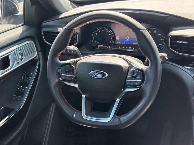 2024 Ford Explorer ST-Line