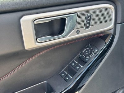 2024 Ford Explorer ST-Line