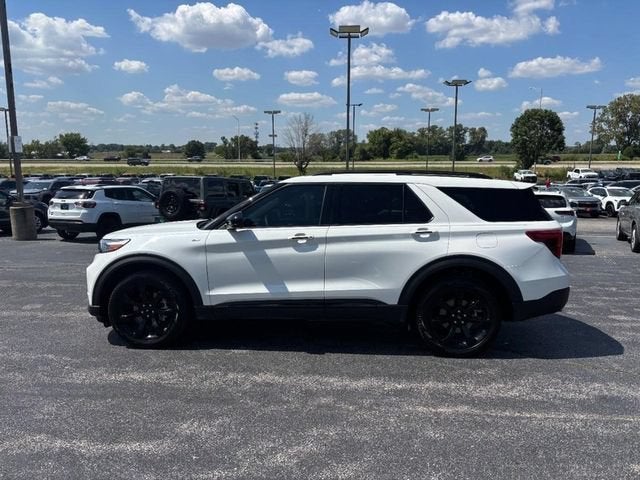 2024 Ford Explorer ST-Line