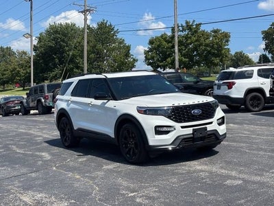 2024 Ford Explorer ST-Line