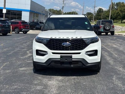 2024 Ford Explorer ST-Line