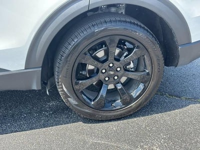2024 Ford Explorer ST-Line