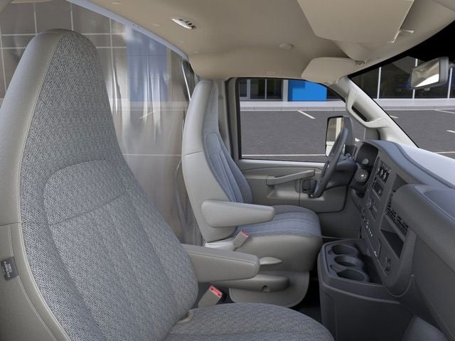 2025 Chevrolet Express 3500 Work Van Cutaway