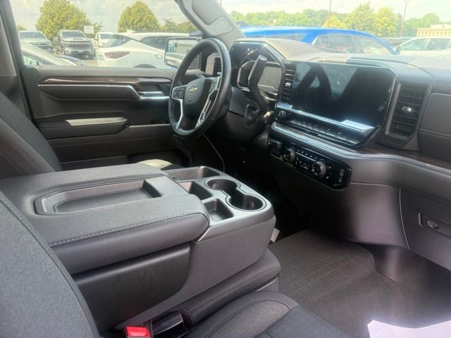 2023 Chevrolet Silverado 1500 LT LT1