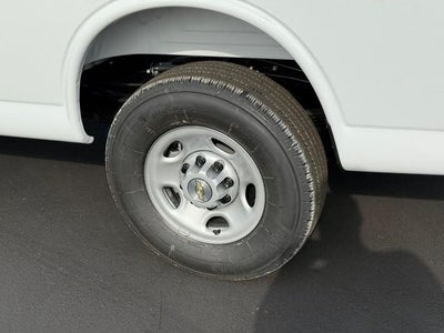 2025 Chevrolet Express 3500 Work Van Cargo