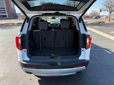 2023 GMC Acadia SLT