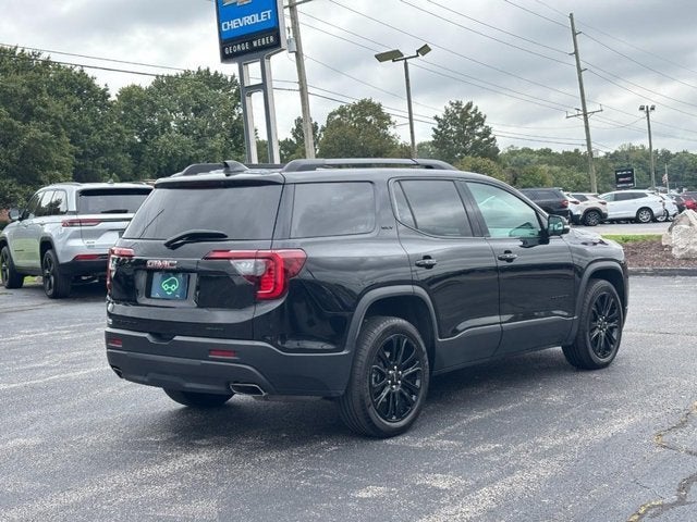 2023 GMC Acadia SLT