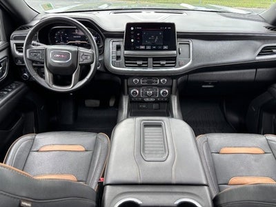 2022 GMC Yukon XL AT4