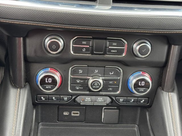 2022 GMC Yukon XL AT4