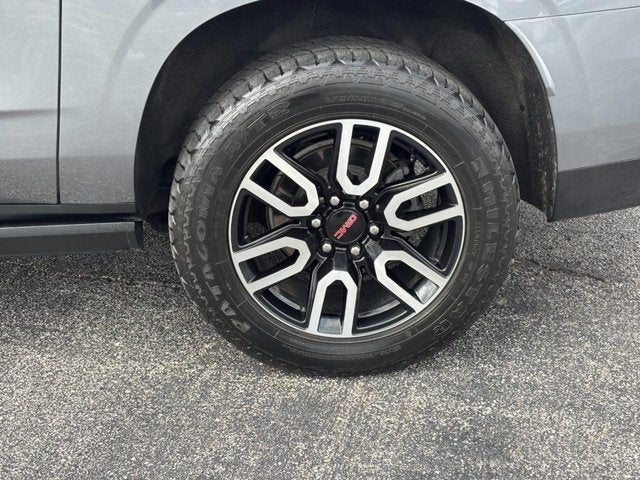 2022 GMC Yukon XL AT4