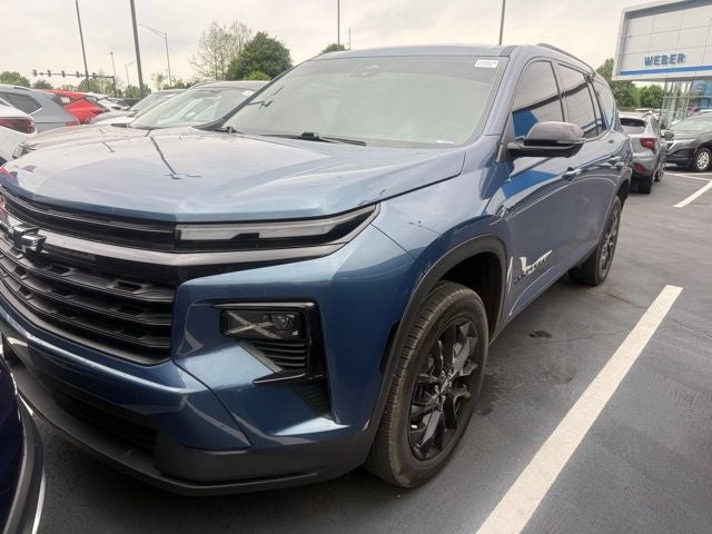 2025 Chevrolet Traverse LT 2LT