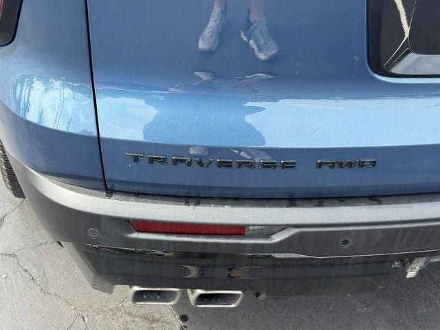 2025 Chevrolet Traverse LT 2LT