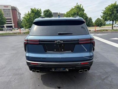 2025 Chevrolet Traverse LT 2LT
