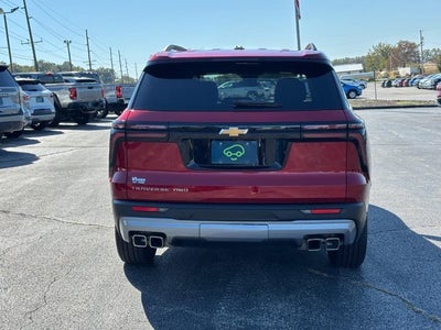 2025 Chevrolet Traverse LT