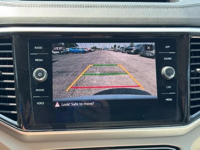 2023 Volkswagen Atlas 3.6L V6 SE w/Technology