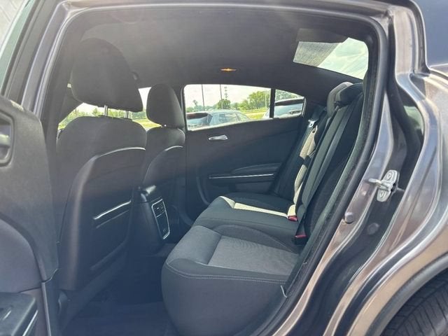 2015 Dodge Charger SE