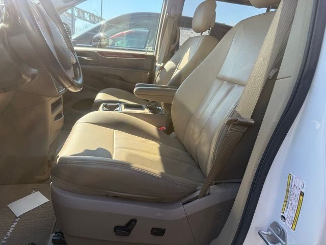 2015 Chrysler Town & Country Touring