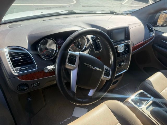 2015 Chrysler Town & Country Touring