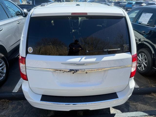2015 Chrysler Town & Country Touring