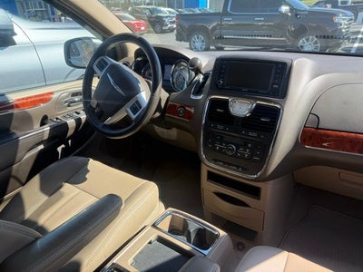 2015 Chrysler Town & Country Touring