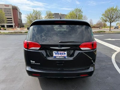 2023 Chrysler Voyager LX