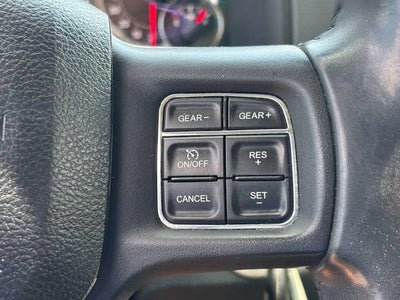 2018 RAM 1500 Big Horn Crew Cab 4x4 5'7" Box