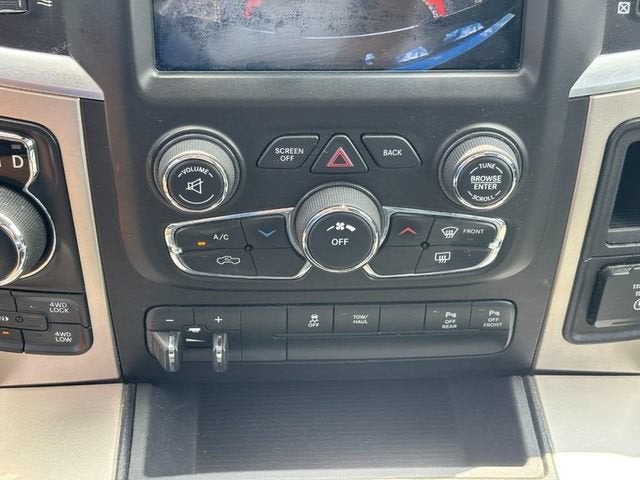 2018 RAM 1500 Big Horn Crew Cab 4x4 5'7" Box
