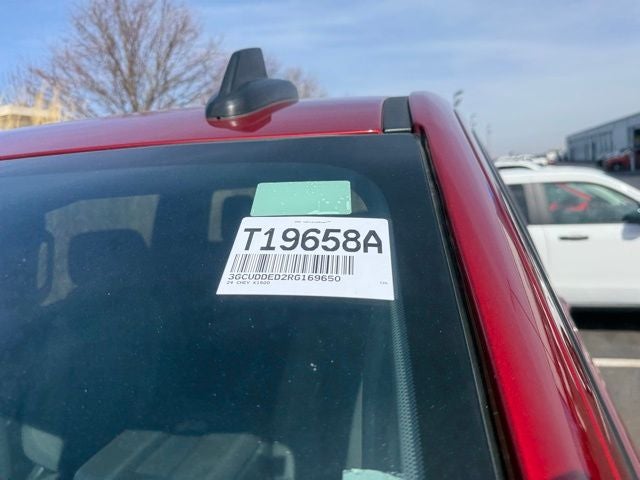 2024 Chevrolet Silverado 1500 LT LT1